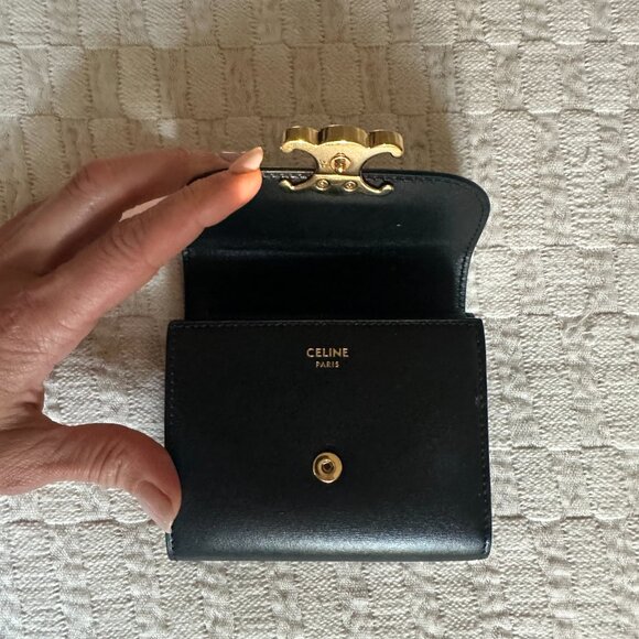 Gently Used Celine Small Flap Wallet Triomphe in Shiny Calfskin - Picture 6 of 7
